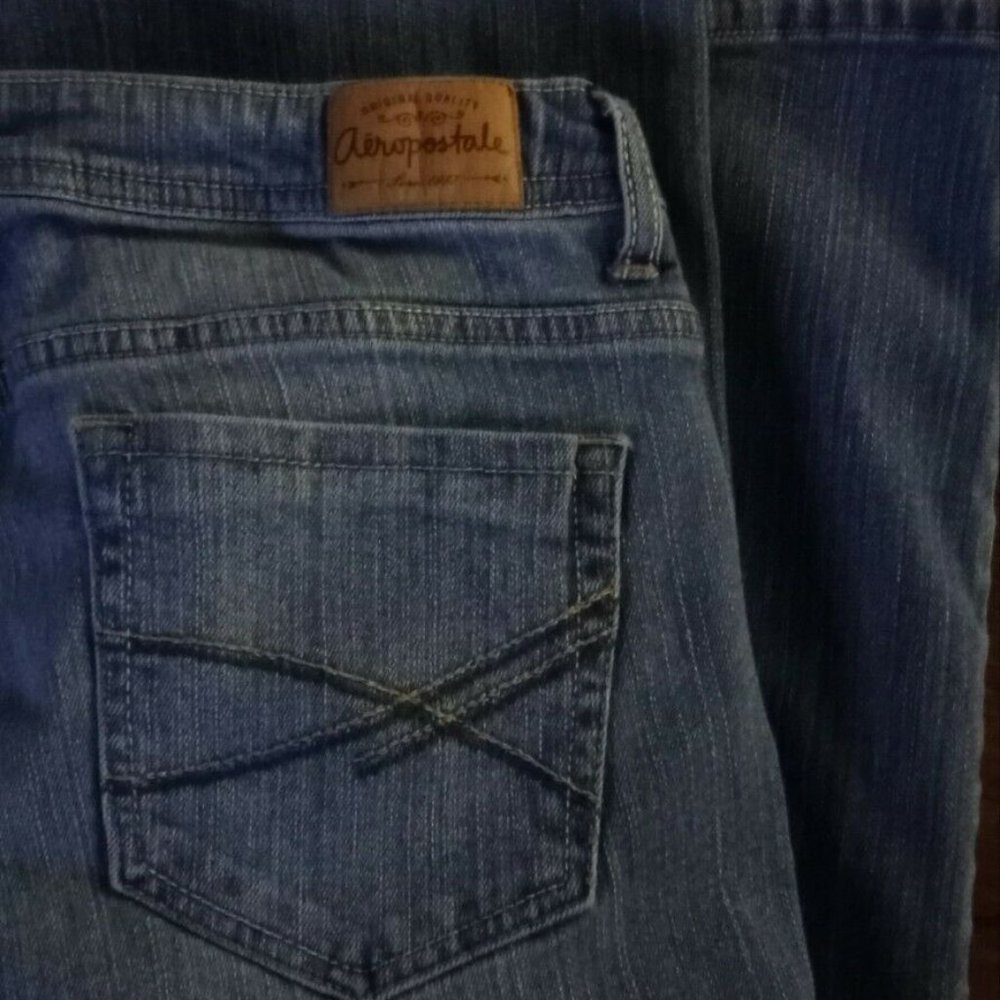 Aeropostale Women's Chelsea Curvy Bootcut Jeans Si